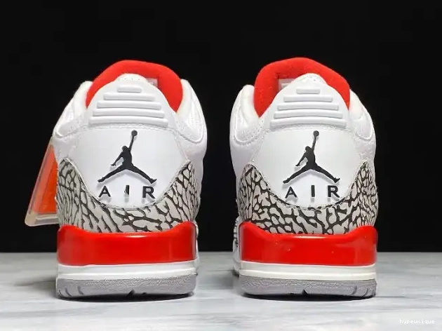 HYPE Fame Jordan Air 136064-116 3 Retro of Hall 0524